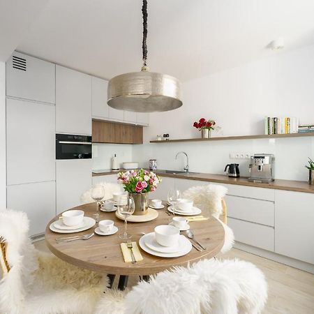 Apartamenty Lighthouse - Kasprowicza 100 Колобжег Экстерьер фото